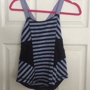 Lululemon top with built in bra!